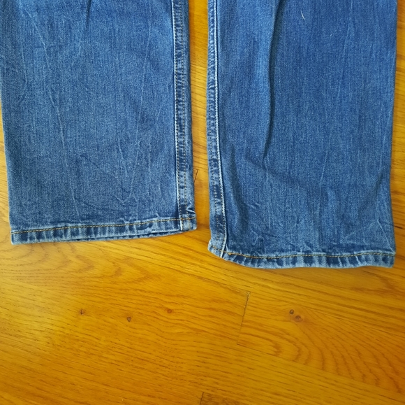 Levi's Men's 541 Athletic Fit Stretch Jean Medium Wash Size 35x30 - Picture 5 of 9